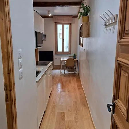 Renovated Fully Equipped Studio For 2 To 4 Pers Apartment La Ciotat
