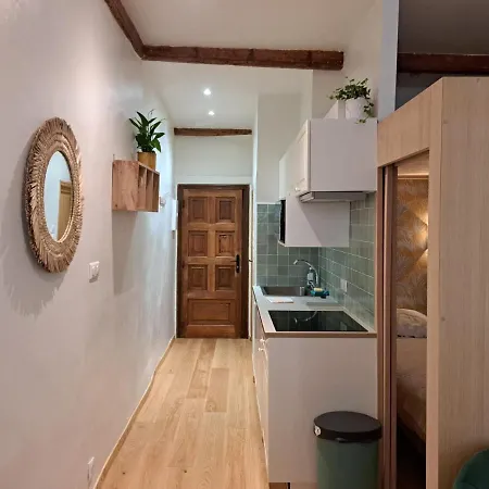 Renovated Fully Equipped Studio For 2 To 4 Pers * La Ciotat