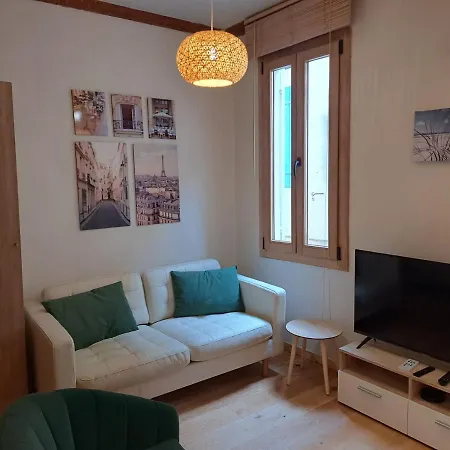 Renovated Fully Equipped Studio For 2 To 4 Pers