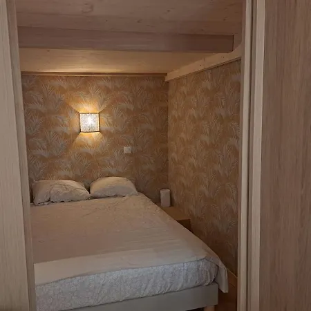 Renovated Fully Equipped Studio For 2 To 4 Pers * La Ciotat