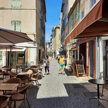 Apartment Renovated Fully Equipped Studio For 2 To 4 Pers *