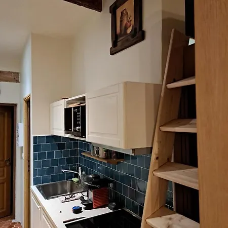 Renovated Fully Equipped Studio For 2 To 4 Pers La Ciotat