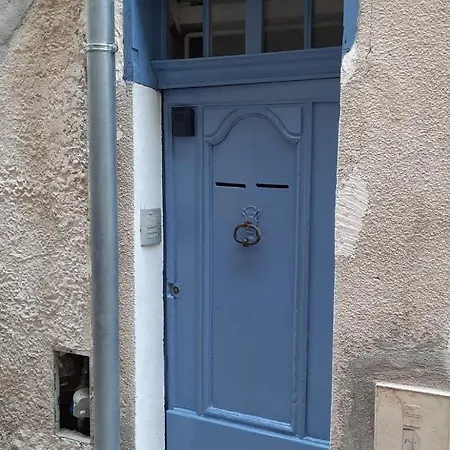 Renovated Fully Equipped Studio For 2 To 4 Pers